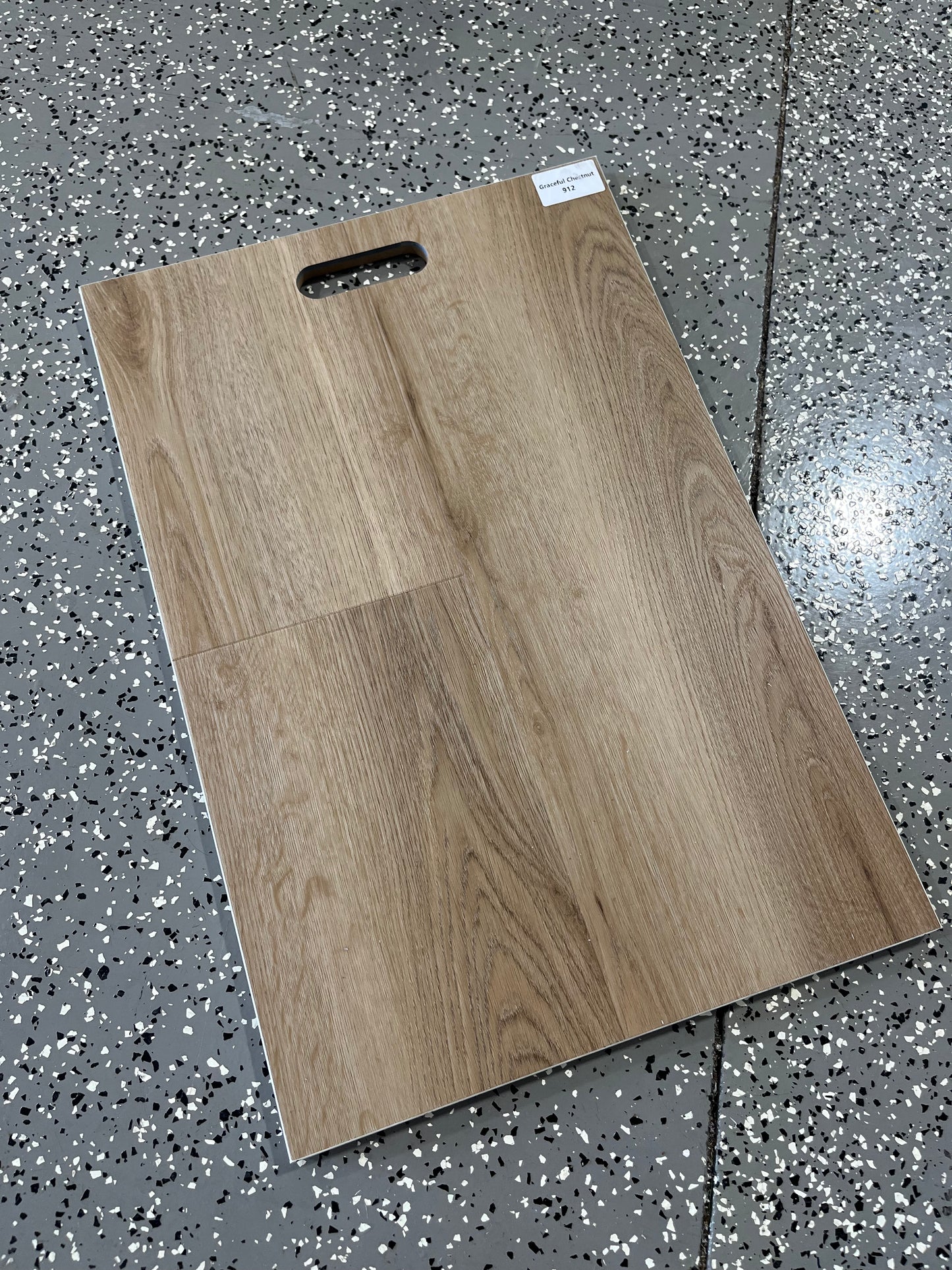 GRACEFUL CHESTNUT