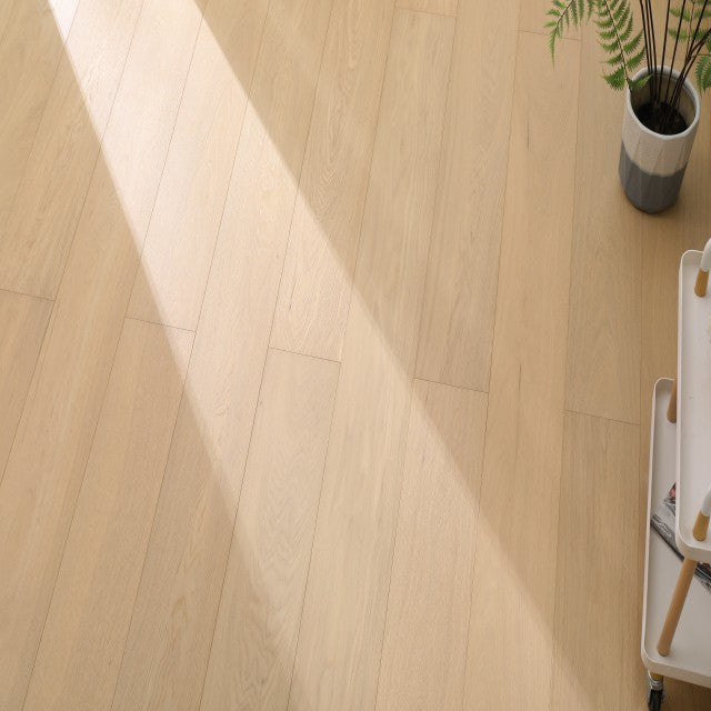 605 Vita Euro Oak Engineered Wood 74.81"x7.5"x1/2", 1.2mm by Vandyck