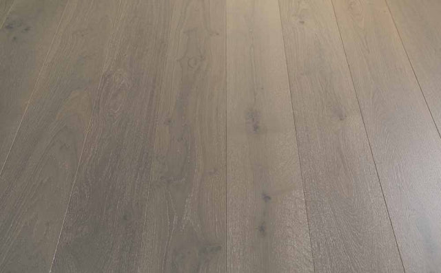 809 Stella Euro Oak Engineered Wood 86.61" x 10.25" x 5/8", 4mm by VanDyck